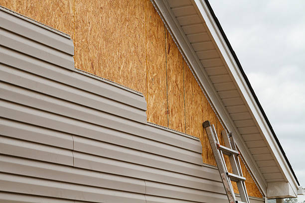 24/7 Emergency Siding Replacement experts in East Springfield, OH